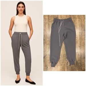 Aritzia Wilfred Crepe Joggers XS Gray – Fabric Made in Japan